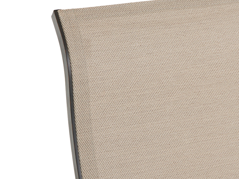 Alumínio bronze envelhecido Solstice com cadeira de jantar tipo sling